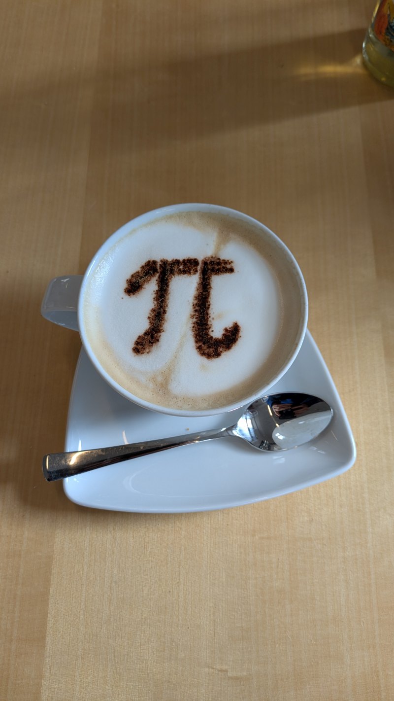Cappuccino im Gießener Mathematikum 2025